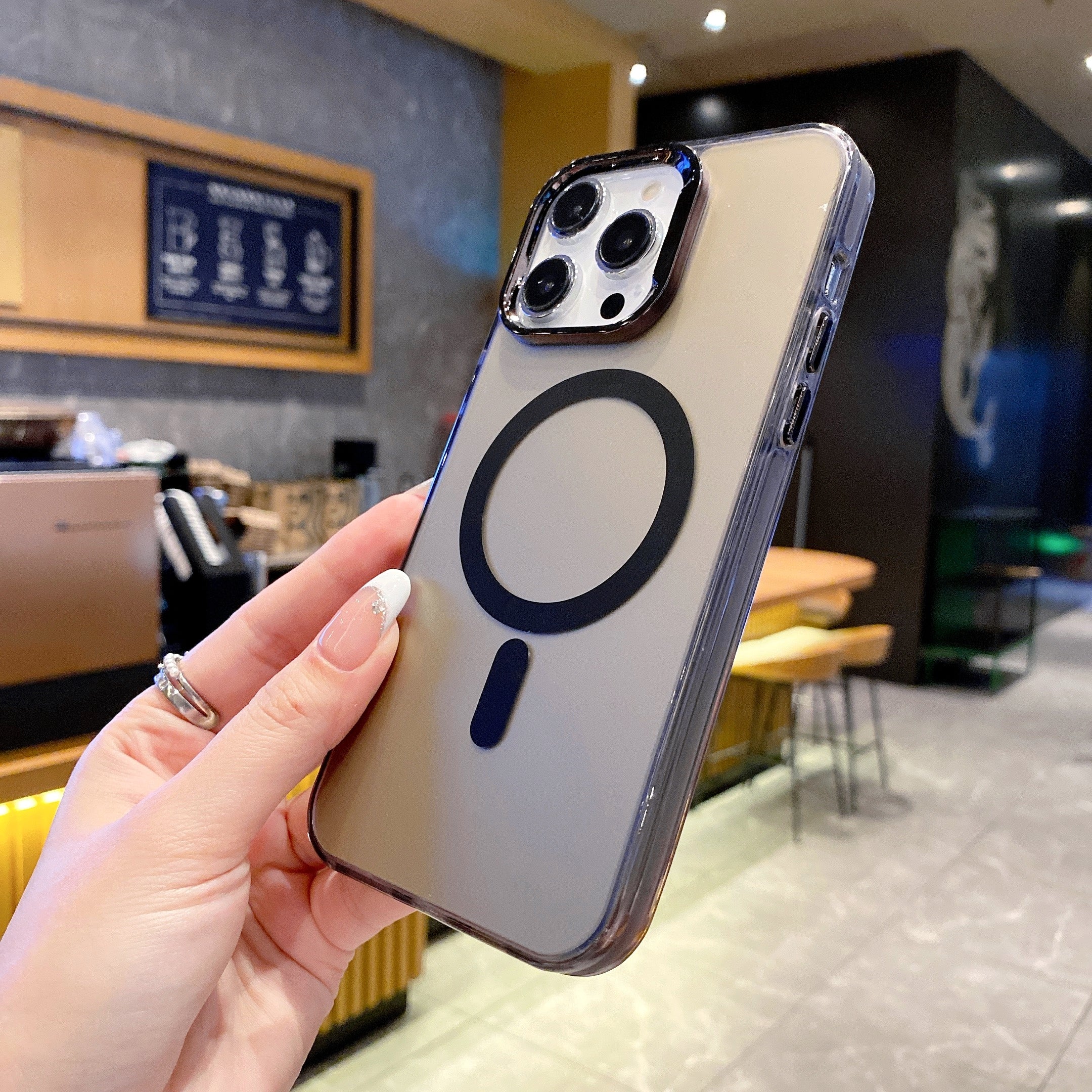 Black Luxury Smoky Phone Case With Magsafe
