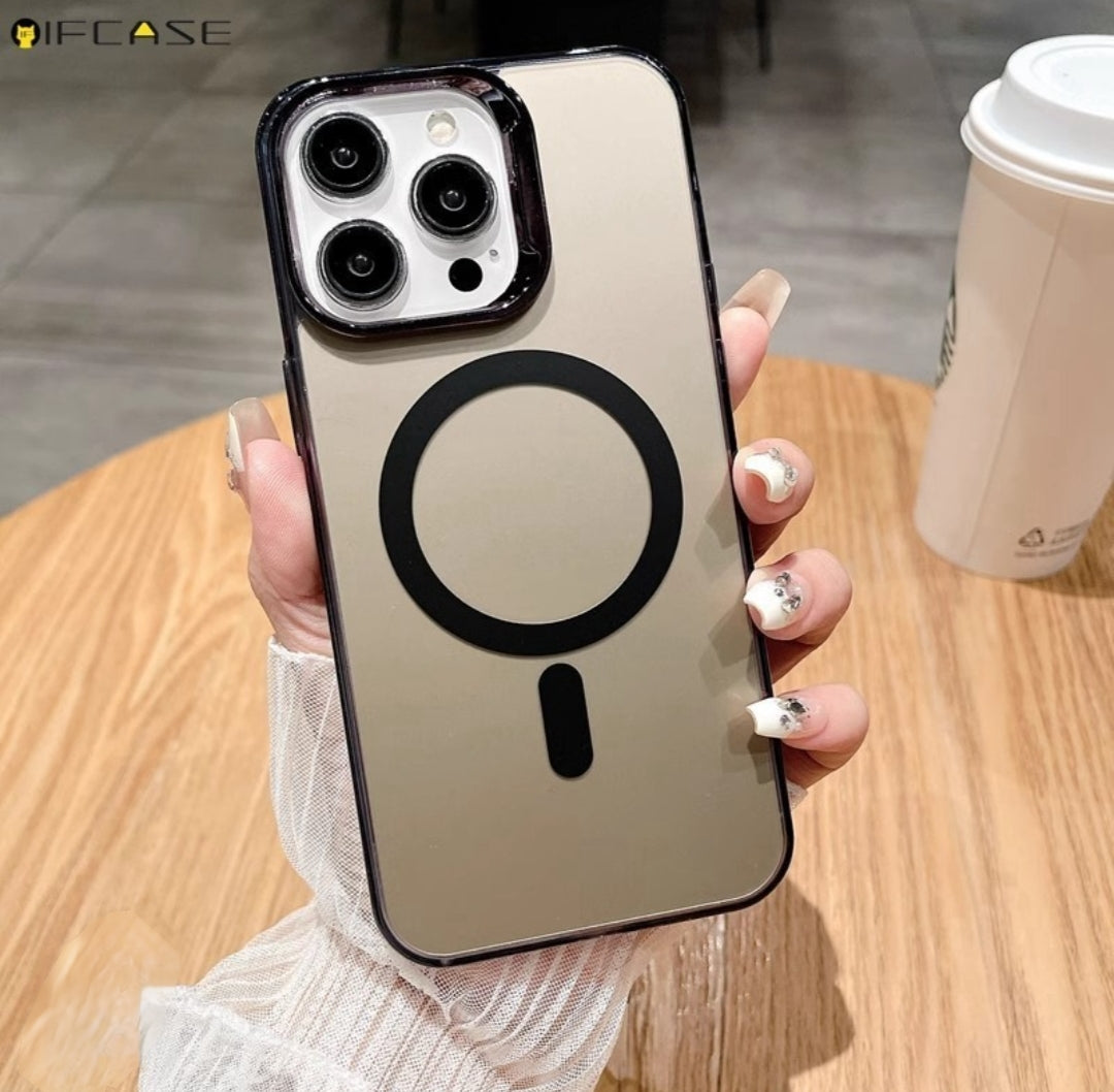 black-luxury-smoky-phone-case-with-magsafe-for-iphone